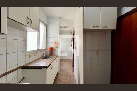 Apartamento à venda com 95m², 3 quartos e 2 vagasCozinha