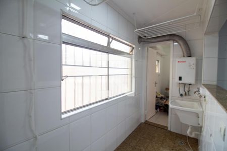 Apartamento para alugar com 145m², 4 quartos e 2 vagas Apartamento para alugar com 145m², 4 quartos e 2 vagasÁrea de Serviço