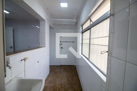 Apartamento para alugar com 145m², 4 quartos e 2 vagas Apartamento para alugar com 145m², 4 quartos e 2 vagasÁrea de Serviço