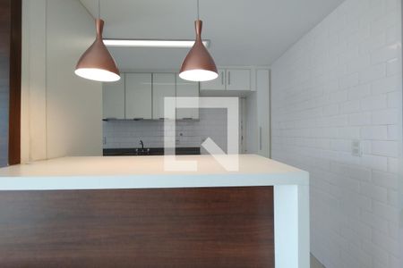 Apartamento para alugar com 95m², 3 quartos e 2 vagas Apartamento para alugar com 95m², 3 quartos e 2 vagasCozinha - Armários