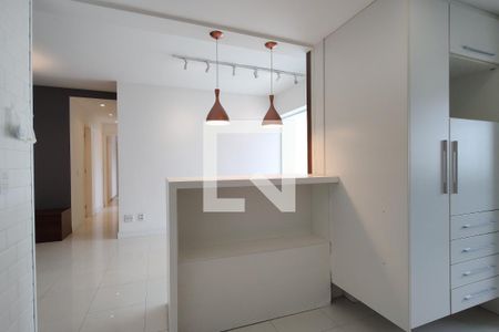 Apartamento para alugar com 95m², 3 quartos e 2 vagas Apartamento para alugar com 95m², 3 quartos e 2 vagasCozinha - Armários