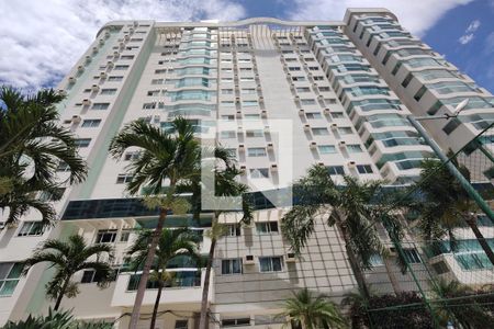 Apartamento para alugar com 95m², 3 quartos e 2 vagas Apartamento para alugar com 95m², 3 quartos e 2 vagasFachada