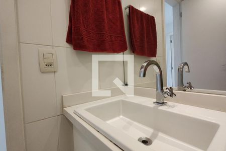 Apartamento para alugar com 95m², 3 quartos e 2 vagas Apartamento para alugar com 95m², 3 quartos e 2 vagasBanheiro Social