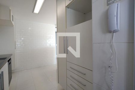 Apartamento para alugar com 95m², 3 quartos e 2 vagas Apartamento para alugar com 95m², 3 quartos e 2 vagasCozinha - Armários
