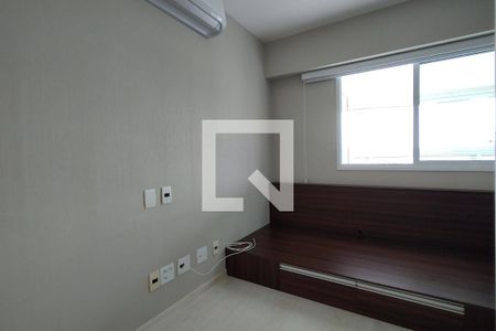Apartamento para alugar com 95m², 3 quartos e 2 vagas Apartamento para alugar com 95m², 3 quartos e 2 vagasQuarto 3 - Armários
