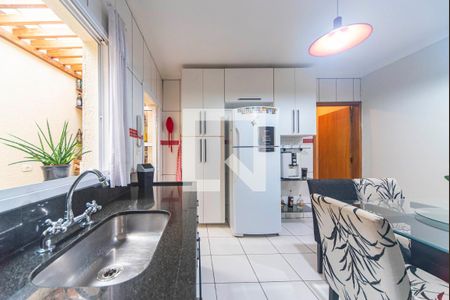 Apartamento à venda com 90m², 3 quartos e 2 vagasCozinha