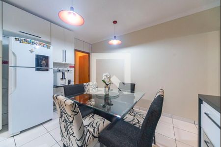Apartamento à venda com 90m², 3 quartos e 2 vagasCozinha