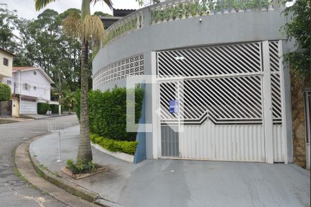 Casa à venda com 215m², 4 quartos e 2 vagasFachada