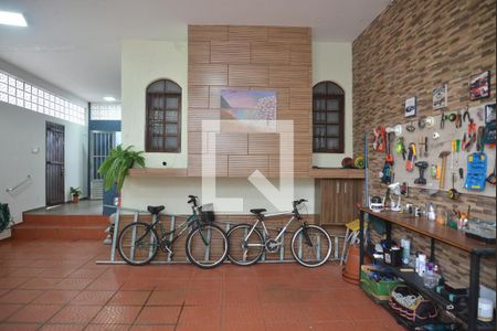 Casa à venda com 215m², 4 quartos e 2 vagasÁrea gourmet