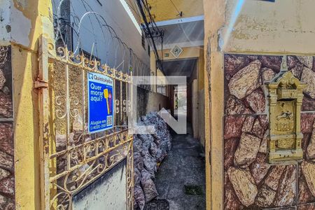 Casa para alugar com 73m², 3 quartos e sem vagaFachada placa