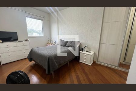 Apartamento à venda com 140m², 4 quartos e 2 vagasquarto 3