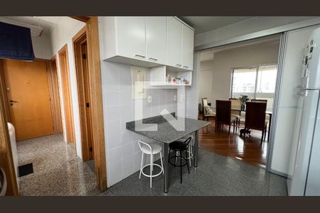 Apartamento à venda com 140m², 4 quartos e 2 vagasCozinha
