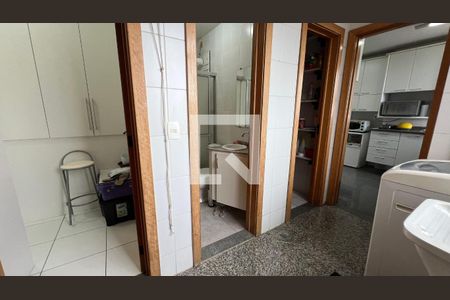 Apartamento à venda com 140m², 4 quartos e 2 vagasÁrea de Serviço