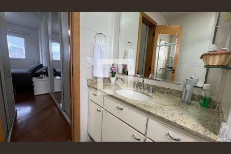 Apartamento à venda com 140m², 4 quartos e 2 vagasbanheiro 2