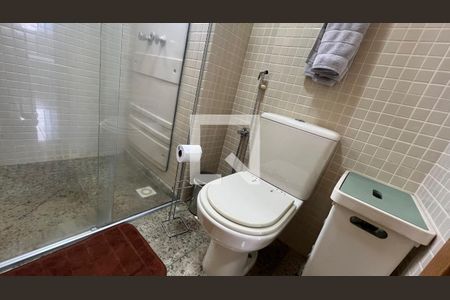 Apartamento à venda com 140m², 4 quartos e 2 vagasbanheiro 1