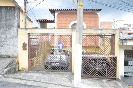 Casa para alugar com 70m², 3 quartos e sem vaga Casa para alugar com 70m², 3 quartos e sem vagaFachada