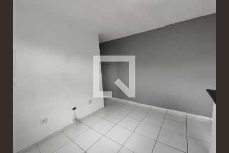 Casa de condomínio para alugar com 40m², 1 quarto e sem vaga Casa de condomínio para alugar com 40m², 1 quarto e sem vagaSala