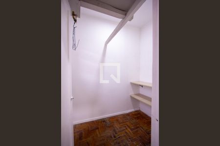 Quarto de Serviço de apartamento para alugar com 2 quartos, 70m² em São Domingos, Niterói