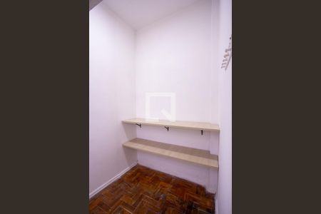 Quarto de Serviço de apartamento para alugar com 2 quartos, 70m² em São Domingos, Niterói