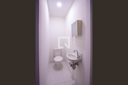 Apartamento para alugar com 70m², 2 quartos e sem vaga Apartamento para alugar com 70m², 2 quartos e sem vagaBanheiro da Suíte
