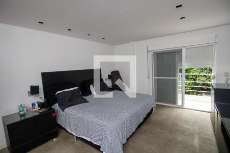 Casa de condomínio à venda com 500m², 4 quartos e 3 vagas Casa de condomínio à venda com 500m², 4 quartos e 3 vagasQuarto 2