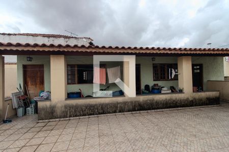 Casa à venda com 500m², 4 quartos e 5 vagasQuintal