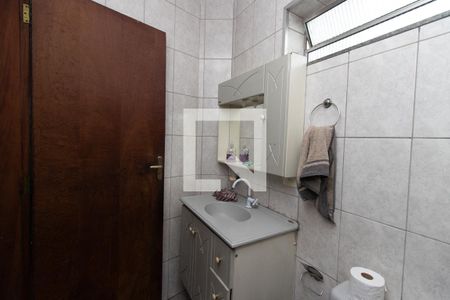 Casa à venda com 500m², 4 quartos e 5 vagasBanheiro 2