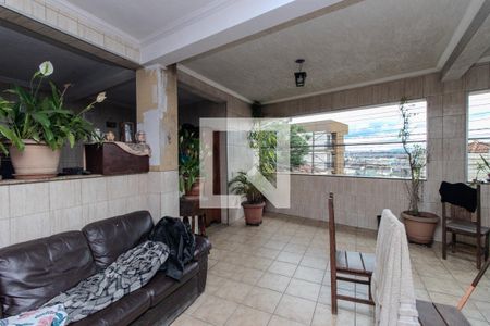 Casa à venda com 500m², 4 quartos e 5 vagasSala 2