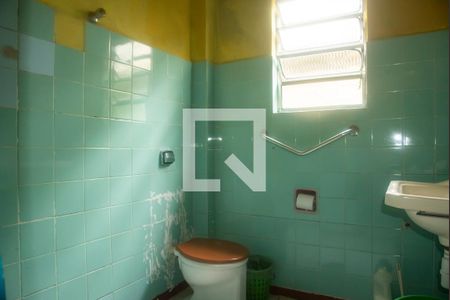 Casa à venda com 150m², 2 quartos e 2 vagasBanheiro