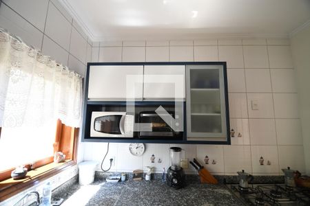 Casa de condomínio à venda com 500m², 3 quartos e 4 vagasCozinha - Armários