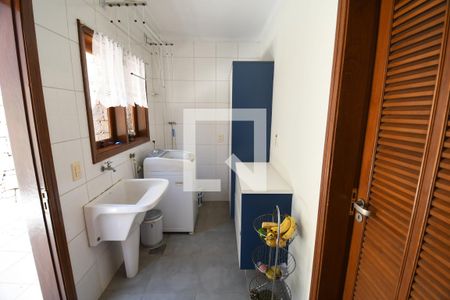 Casa de condomínio à venda com 500m², 3 quartos e 4 vagasÁrea de Serviço