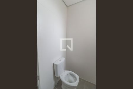 Apartamento à venda com 141m², 2 quartos e 3 vagas Apartamento à venda com 141m², 2 quartos e 3 vagasBanheiro de Serviço