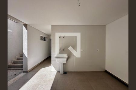 Casa à venda com 712m², 4 quartos e 4 vagas Casa à venda com 712m², 4 quartos e 4 vagasÁrea de Serviço