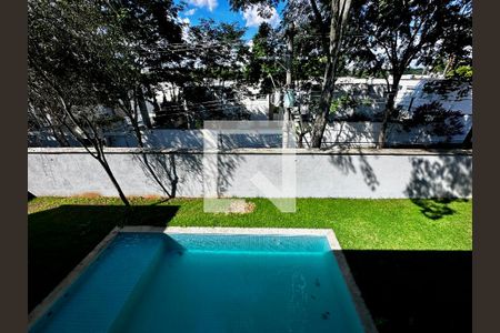 Casa à venda com 712m², 4 quartos e 4 vagas Casa à venda com 712m², 4 quartos e 4 vagasVista Suíte 2