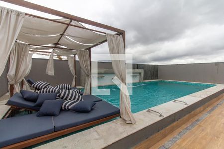 Apartamento à venda com 24m², 1 quarto e sem vagaÁrea comum - Piscina