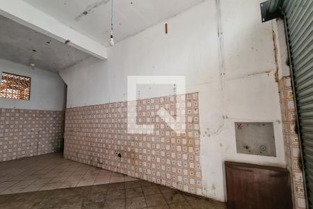 Casa à venda com 345m², 4 quartos e 7 vagas Casa à venda com 345m², 4 quartos e 7 vagasGaragem