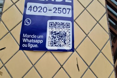 Casa à venda com 345m², 4 quartos e 7 vagas Casa à venda com 345m², 4 quartos e 7 vagascodigo plaquinha