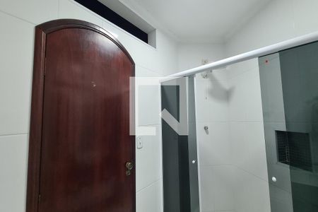 Casa à venda com 345m², 4 quartos e 7 vagas Casa à venda com 345m², 4 quartos e 7 vagasBanheiro