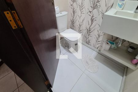 Casa à venda com 345m², 4 quartos e 7 vagas Casa à venda com 345m², 4 quartos e 7 vagasLavabo