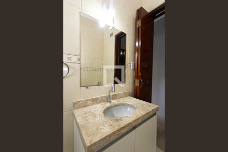 Casa à venda com 200m², 3 quartos e 3 vagasBanheiro Social