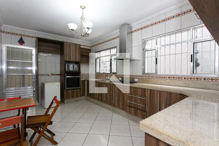 Casa à venda com 200m², 3 quartos e 3 vagasCozinha