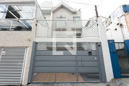 Casa à venda com 200m², 3 quartos e 3 vagasFachada