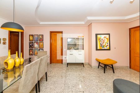 Sala de apartamento à venda com 3 quartos, 100m² em Padre Eustáquio, Belo Horizonte