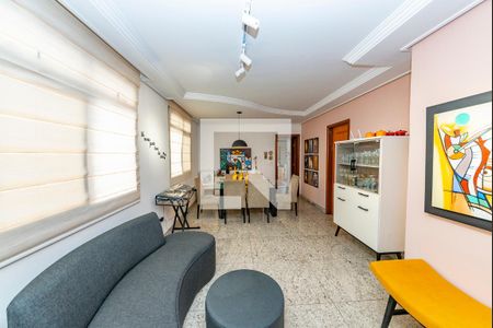 Sala de apartamento à venda com 3 quartos, 100m² em Padre Eustáquio, Belo Horizonte
