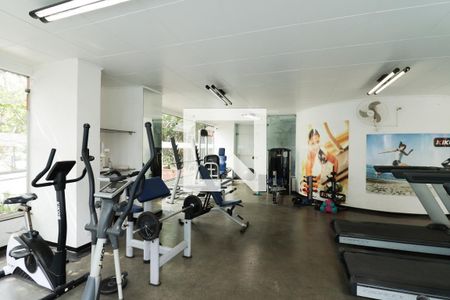 Apartamento à venda com 98m², 3 quartos e 2 vagasÁrea comum - Academia