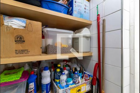 Apartamento à venda com 98m², 3 quartos e 2 vagasBanheiro de Serviço