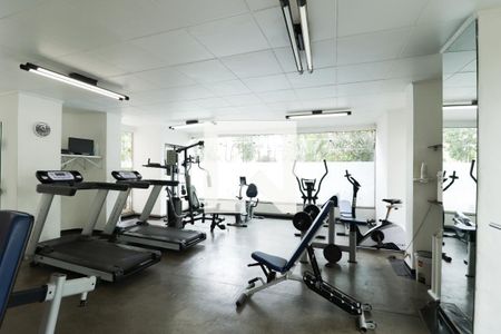 Apartamento à venda com 98m², 3 quartos e 2 vagasÁrea comum - Academia