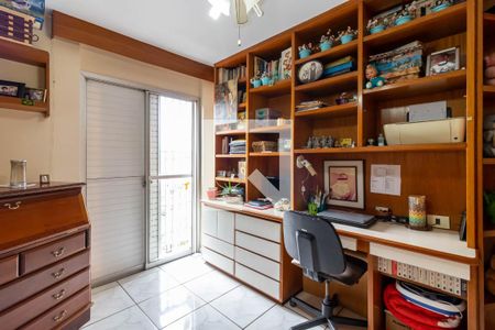 Apartamento à venda com 98m², 3 quartos e 2 vagasQuarto 3