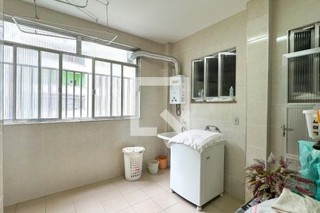 Apartamento à venda com 120m², 3 quartos e 1 vaga Apartamento à venda com 120m², 3 quartos e 1 vagaÁrea de Serviço