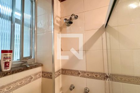 Apartamento à venda com 120m², 3 quartos e 1 vaga Apartamento à venda com 120m², 3 quartos e 1 vagaBanheiro Social